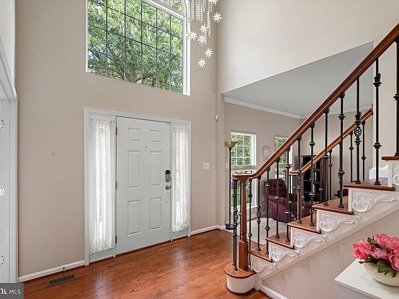 4th image of 15321 Warm Springs Ln
