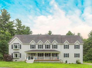 30 Belair Dr, Holbrook, MA 02343