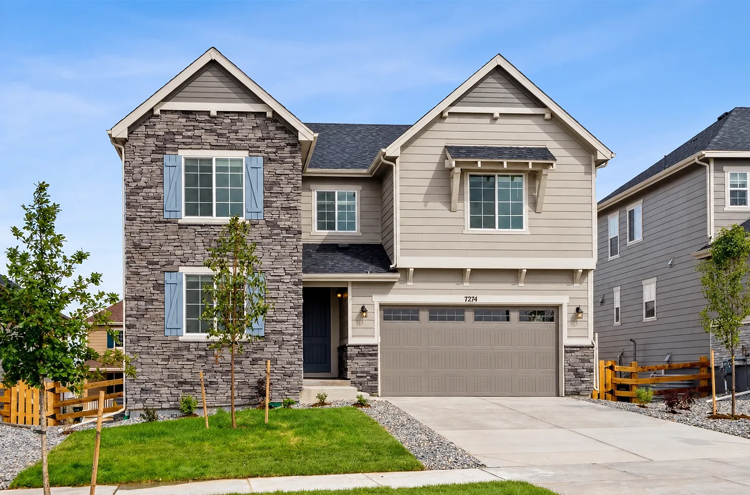5 bed, 4001 sqft, $3,900 — Photo 1