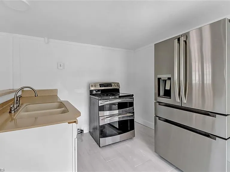 120 Grassy Key Ln #38 — Photo 10