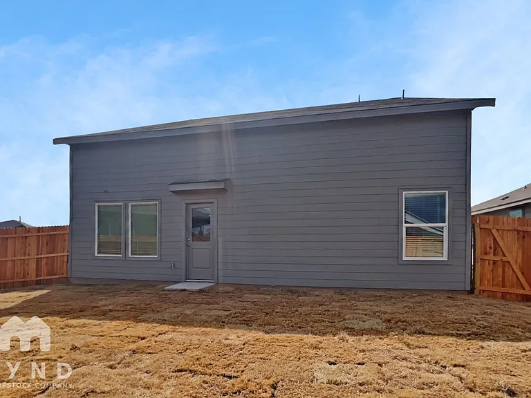 7127 Sapphire Rdg — Photo 22