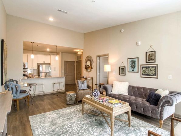 323 Seven Springs Way APT 126