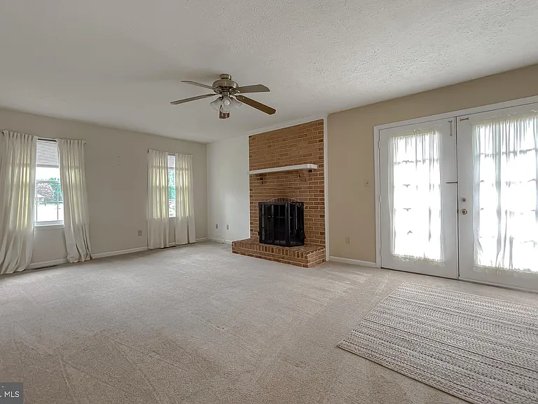 109 Morris Dr — Photo 7