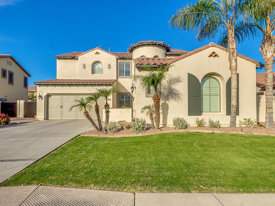 1st image of 386 W Desert Broom Dr
