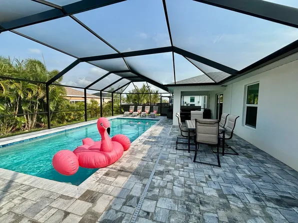 25 SW 22nd Ave, Cape Coral, FL 33991