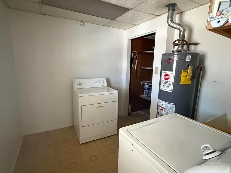 8619 N 30th Dr — Photo 3