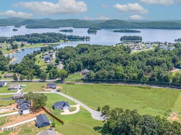 211 Washita Ln, Rutledge, TN 37861