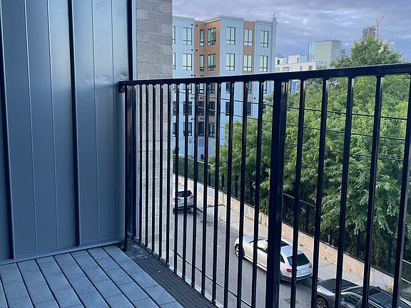 2nd image of 40 B St #309