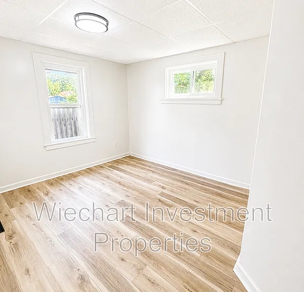 614 N Metcalf St — Photo 5