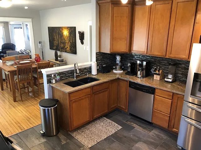 2339 W 33rd Ave — Photo 11