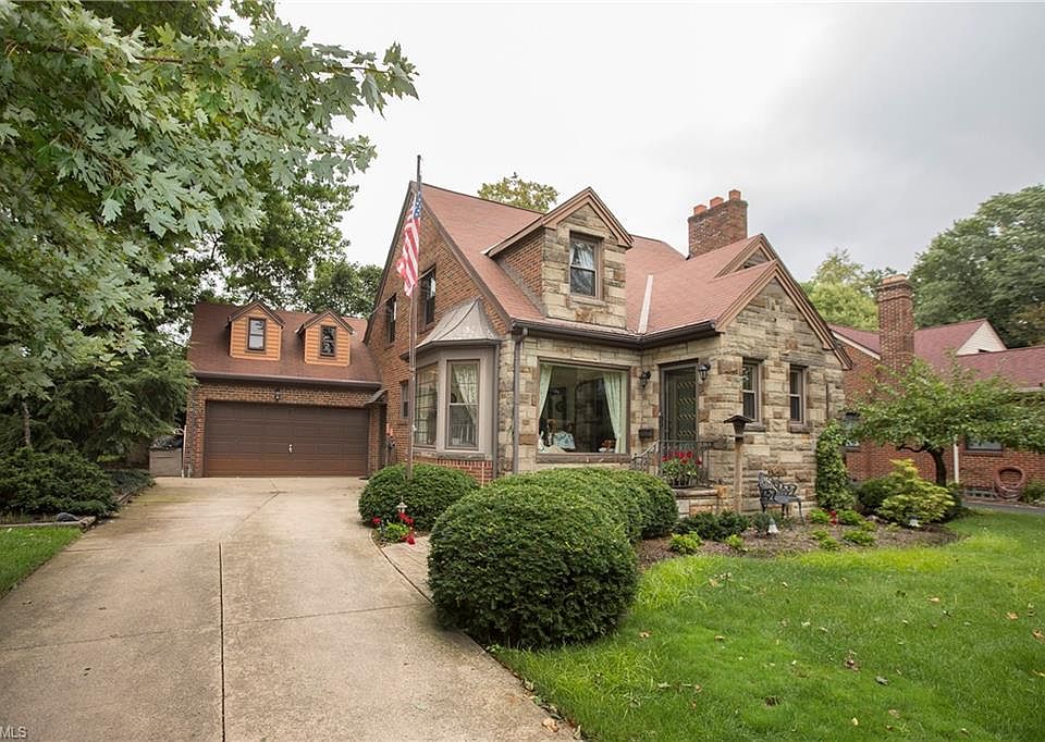 1st image of 19010 Rockcliff Dr