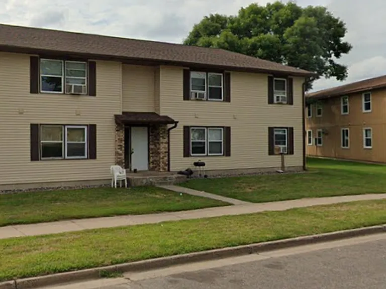 1132 Imperial Cir — Photo 11