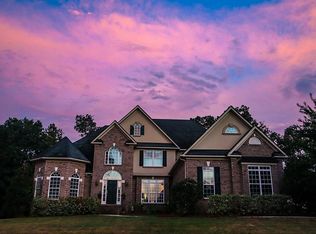 546 Ballymote Ct, Matthews, NC 28104