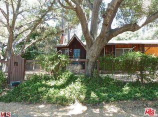 620 Elderberry Dr, Calabasas, CA 91302