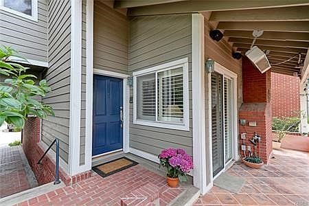 3rd image of 29 Catalina Ct