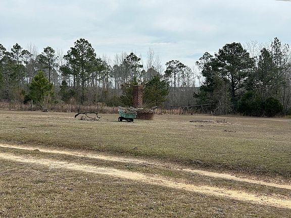 5th image of 451 Tom McDonald Rd