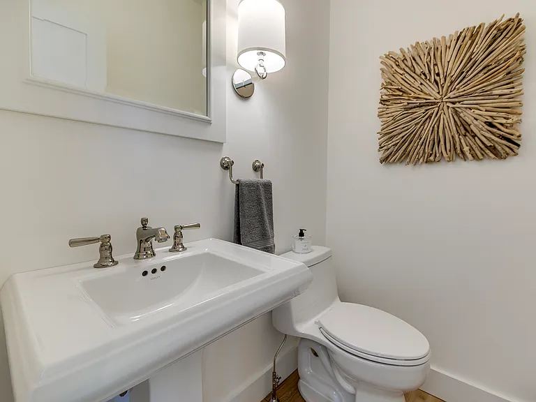86 Hedges Ln — Photo 10