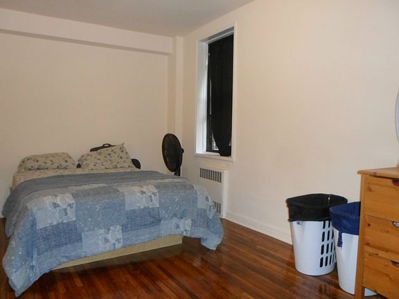 3rd image of 8710 37th Ave APT 414