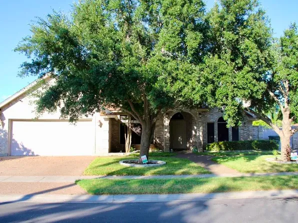 1013 King Ln, Laredo, TX 78045