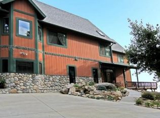 24583 Great View Dr, Crestline, CA 92325