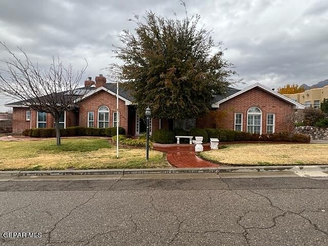 1st image of 305 Sharondale Dr