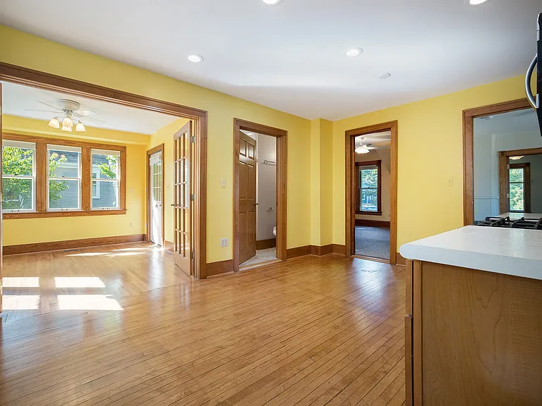 529 S Ashley St — Photo 7