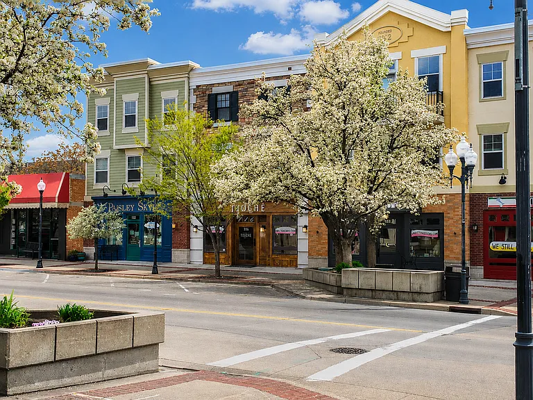 Secluded location just behind charming Main Street! Close to shops, grocery stores, and restaurants!