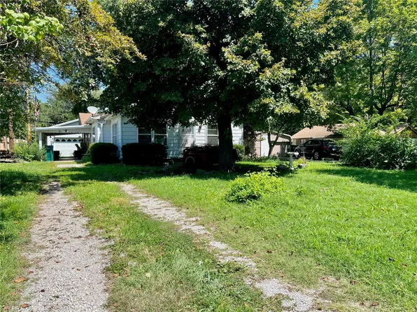 703 Howell Ave, Cahokia, IL 62206