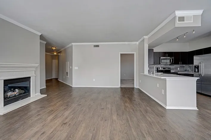 The Metro Apartments — Photo 34