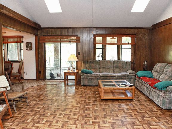 5th image of 14819 S Elwood Ave