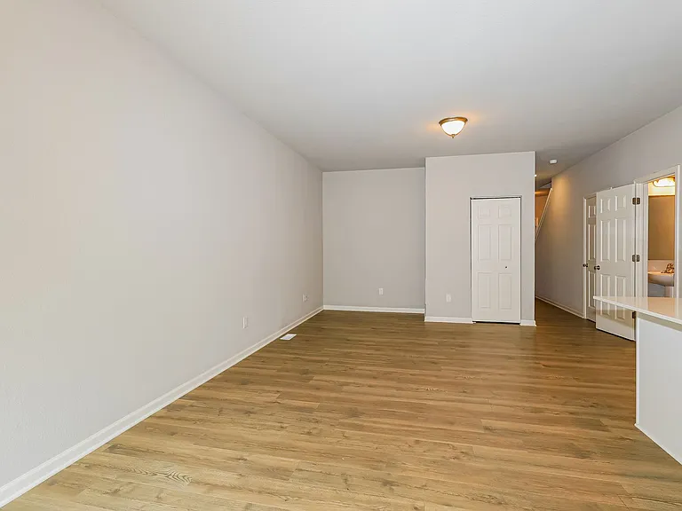 1301 Trailview Ct — Photo 24