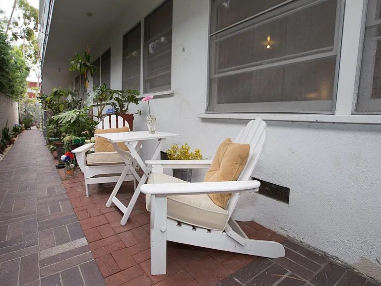 garden chairs
