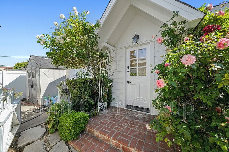 1st image of 220 Monte Vista Ave #B