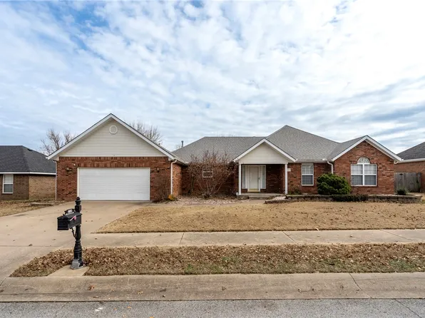 2309 S Washington St, Siloam Springs, AR 72761