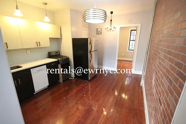 Rented by East Williamsburg Realty Inc | media 54