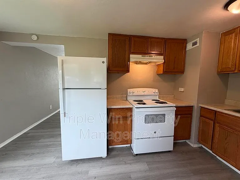 10 Saint Celeste Dr — Photo 17