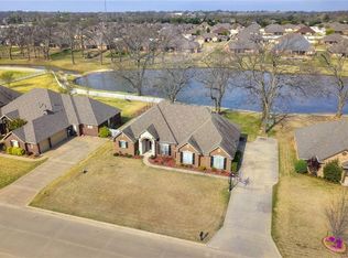1704 Windmill Ridge Dr, Shawnee, OK 74804