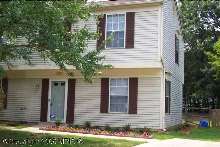 3030 Churchill Ct photo 1