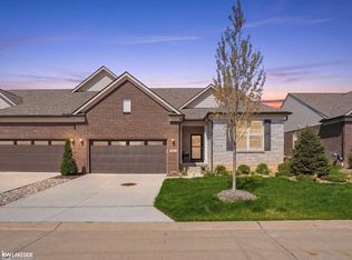 40617 Tulip Trce, Clinton Township, MI 48038