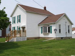 104 W Court St, Cambridge, IL 61238