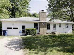 1319 102nd Ave, Plainwell, MI 49080
