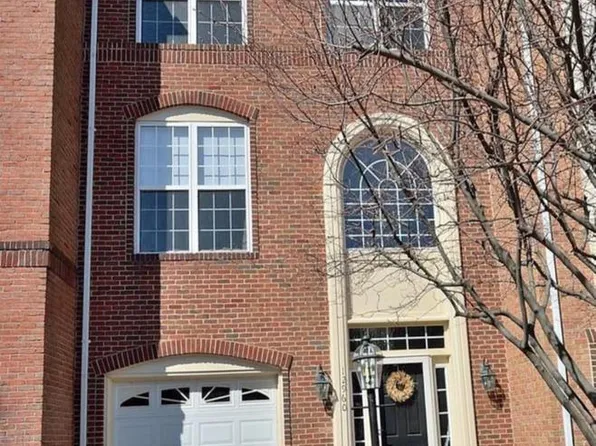 12960 Park Crescent Cir, Herndon, VA 20171