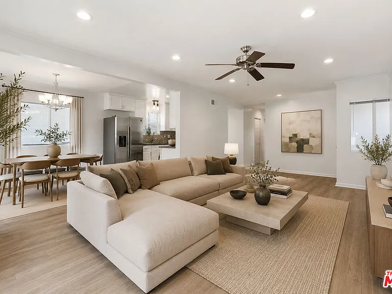 6033 Fallbrook Ave — Photo 6