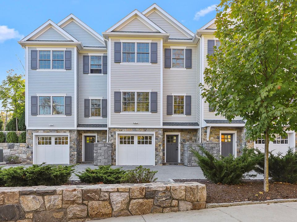 2 Nassau Pl Cos Cob CT 06807-large-053-053-017new-1500x1000-72dpi.jpg