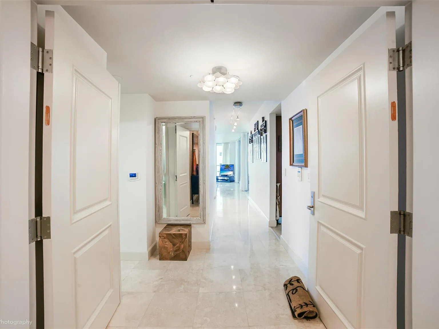 3 bed, 3.0 bath, 2308 sqft, $6,000 — Photo 1