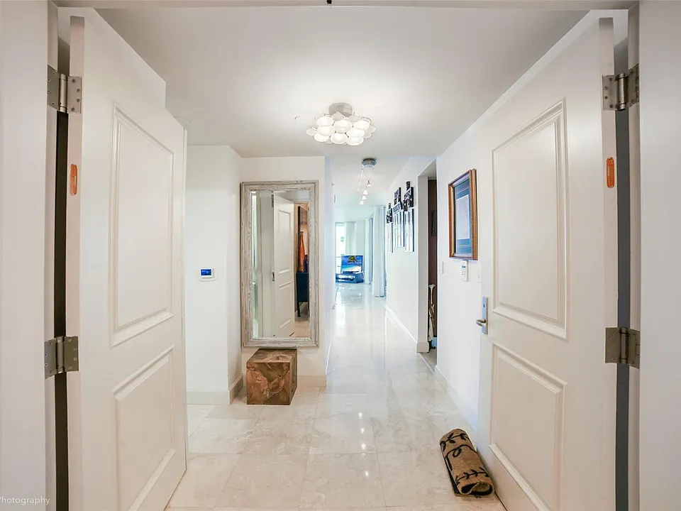 3101 S Ocean Dr #401