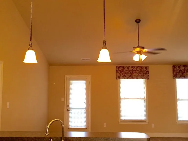 108 Grantham Cir — Photo 11