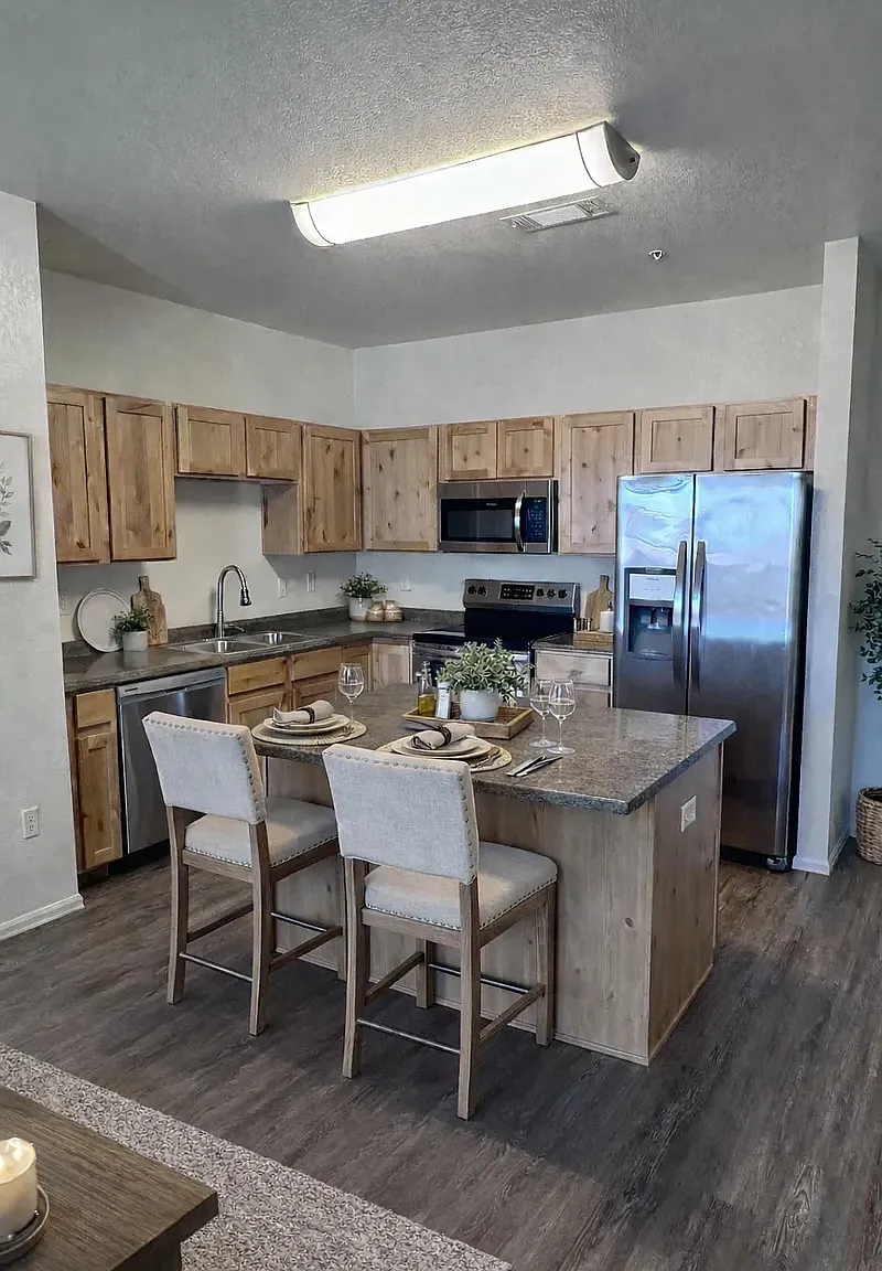 1 bed, 725 sqft, $1,550 — Photo 1