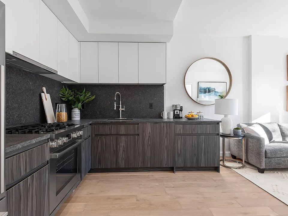 1st image of 435 Tompkins Ave #307