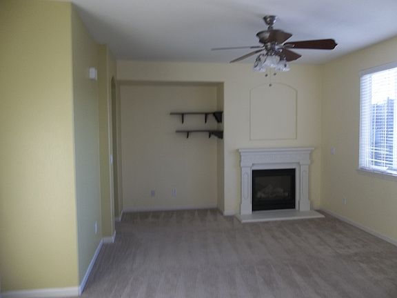 4th image of 1748 Cobblestone Dr